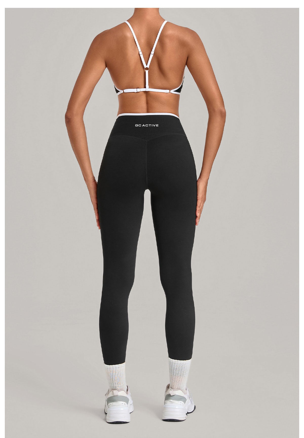 Burleigh Contrast Crop - Black